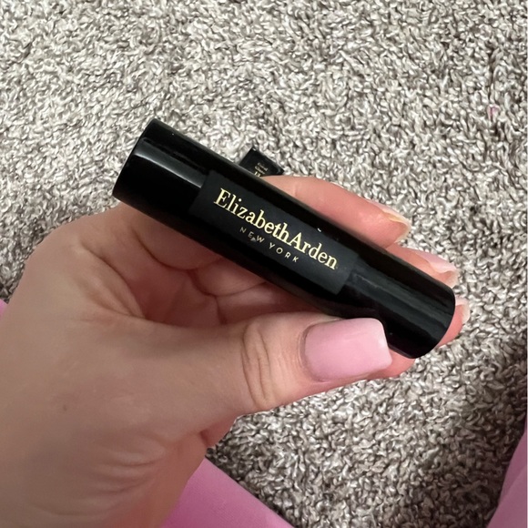 Elizabeth Arden Lipstick - Picture 1 of 11
